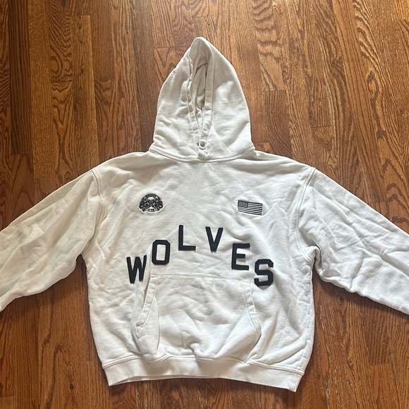 Darc Sport Wolves Hoodie- Cream - Picture 1 of 5